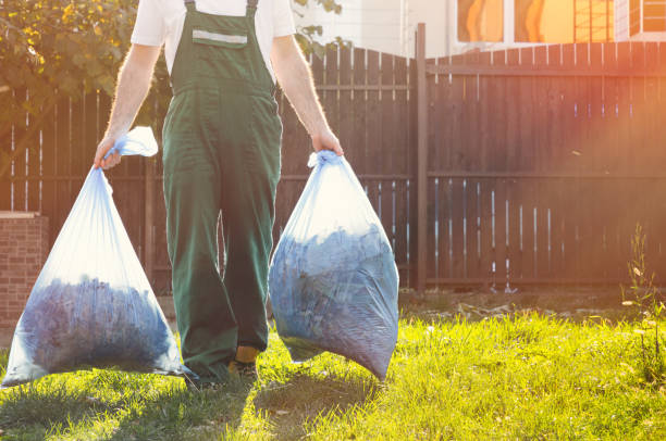 Best Attic Cleanout  in Gnadenhutten, OH