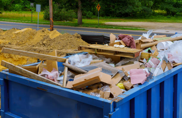 Best Construction Debris Removal  in Gnadenhutten, OH